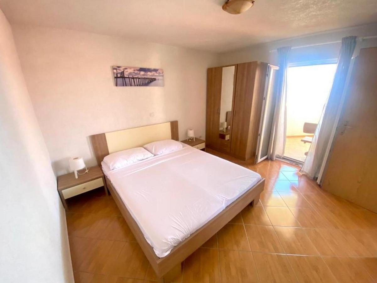 Seaside Secluded Apartments Cove Tvrdni Dolac, Hvar - 12655 Gdinj Exteriör bild